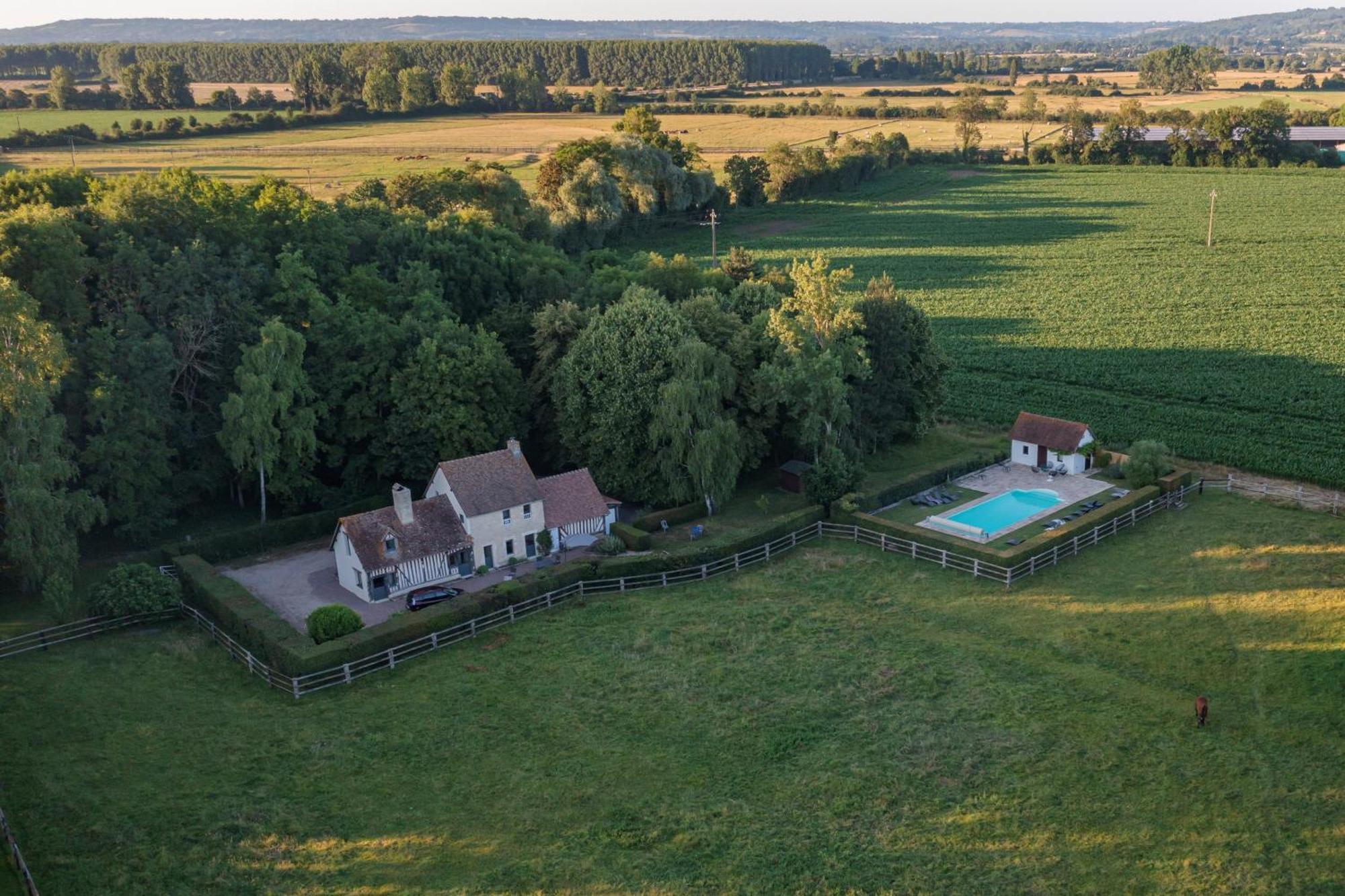 La Maison Corniere Bieville-en-Auge ภายนอก รูปภาพ